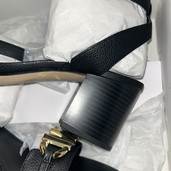 Brand new authentic MK shoes size 10 - Picture 5 of 7